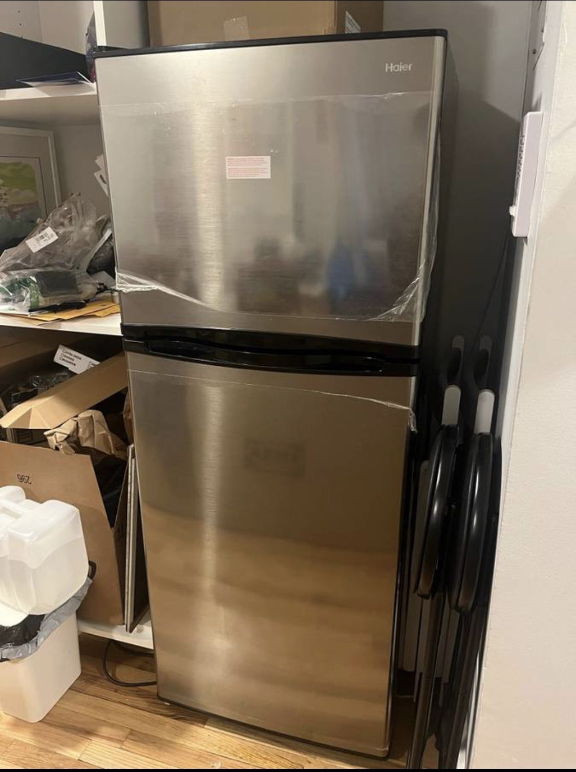 Like-New Refrigerator