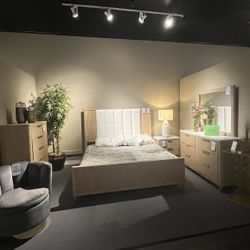 Brown 4PC King Bedroom Set