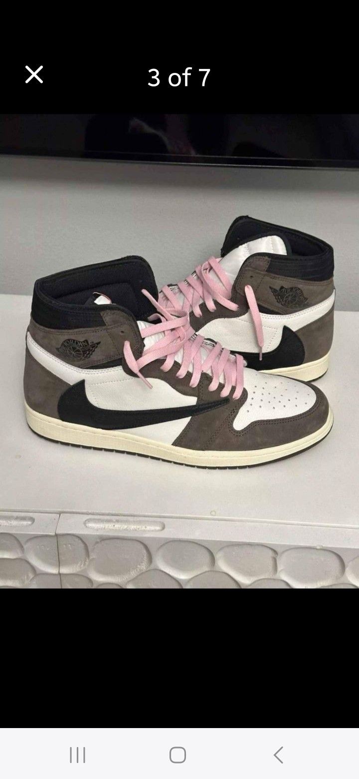 Travis Scott x Air Jordan 1 Retro High OG Mocha - Size 13