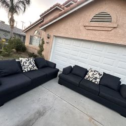 Sofa Set In Great Condition Free Delivery 