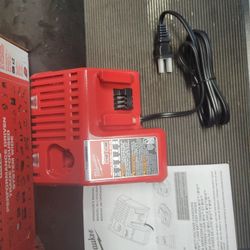 Milwaukee M 12, M 18