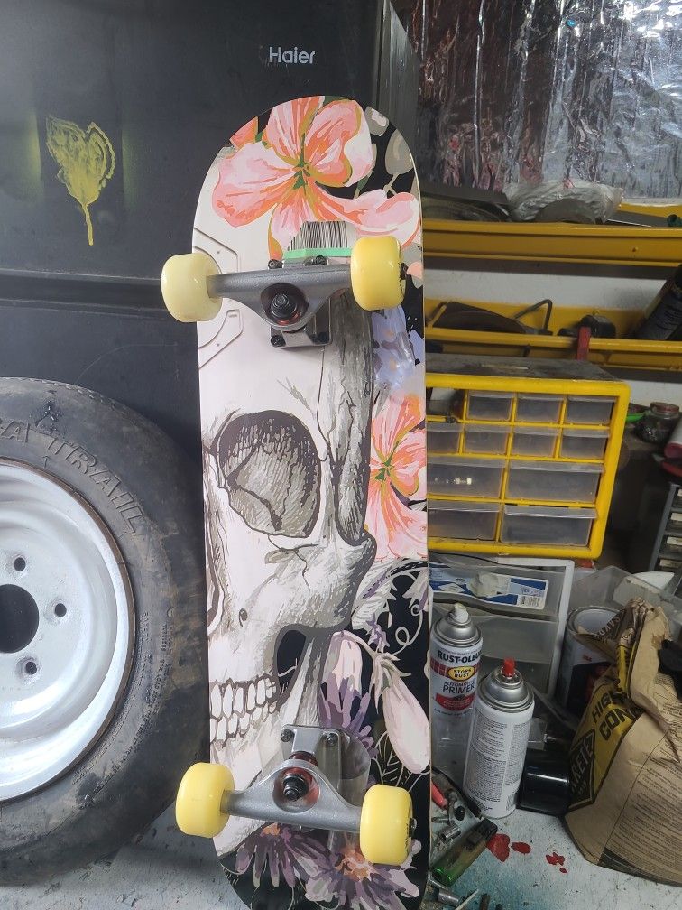 Skateboard "" Amrgot""