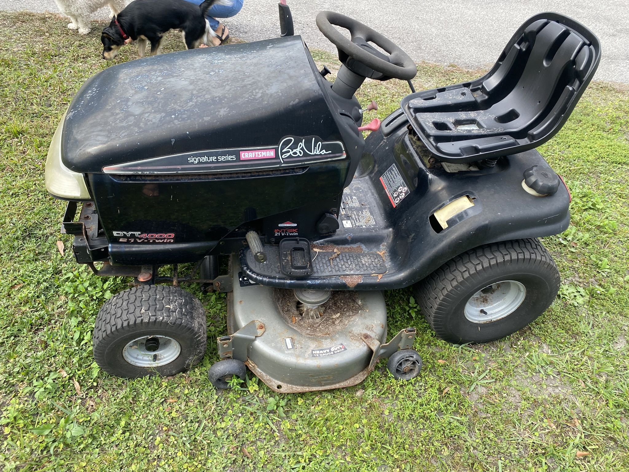 DYT 4000 Craftsman Lawn Mower