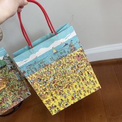 Hallmark where’s Waldo shopping bags *3
