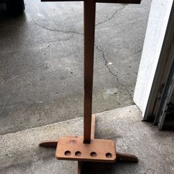 Pool Stick Stand Cue