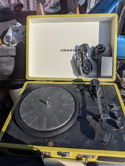 Crosely portable record player