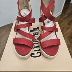 Women's Red Criss Cross Wedge Size 2 1/2 M