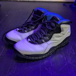 Air Jordan 10 Retro - Mens sz 9