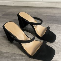 Black Heel Block Sandals (Size 5.5 Women’s) $15