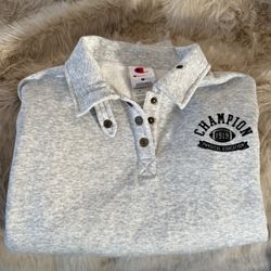Champion Sweatshirt 