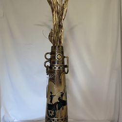 Porcelain Roman Vase