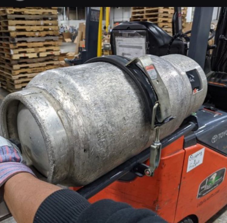 Full Forklift Propane Tank