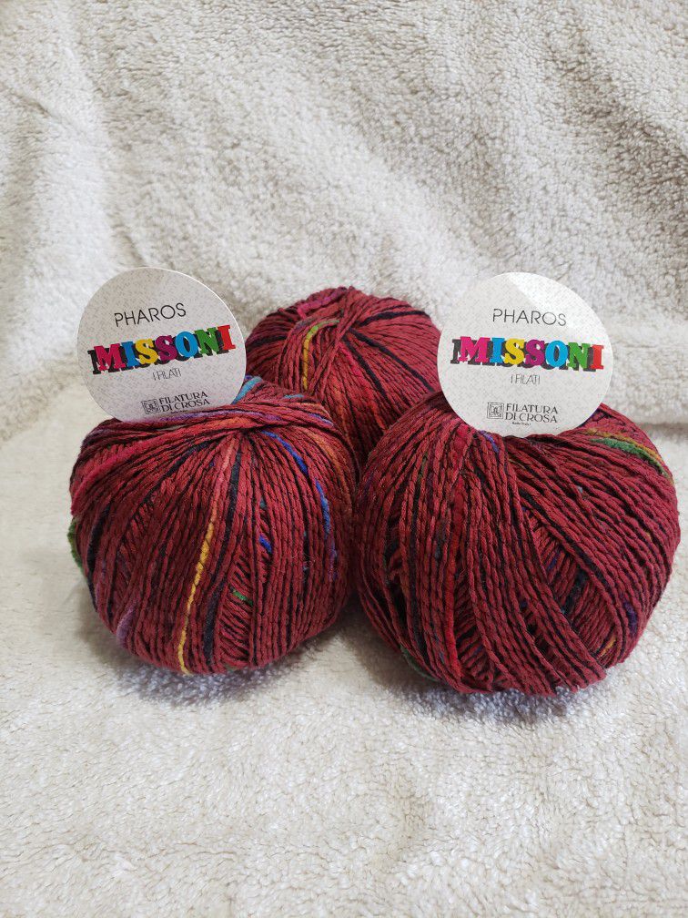 Pharos Missoni yarn  (4) Balls 1.75 oz ea .  71% cotton,  18% acrylic, 11% Polygamist.  Smoke free home. 