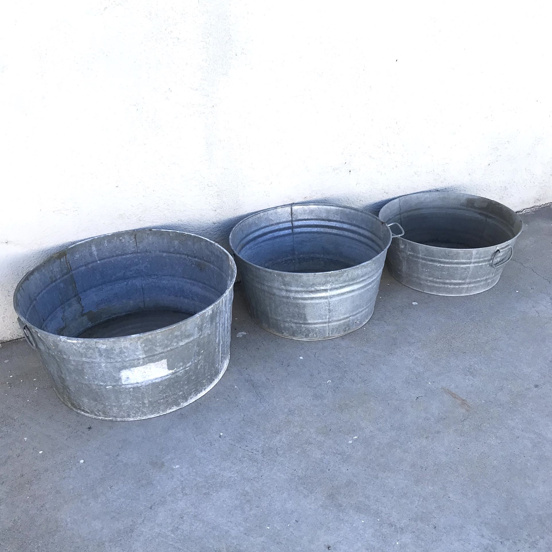 3 Large VINTAGE Galvanized Tubs for Sale in Los Angeles, CA OfferUp