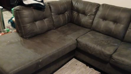 Sectional couches