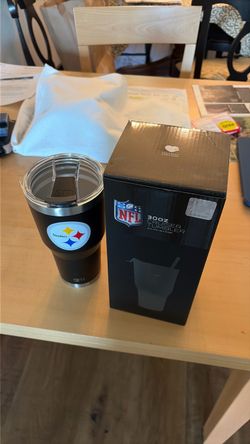 Pittsburgh Steelers Simple Modern 30 oz NFL Cruiser Tumbler.