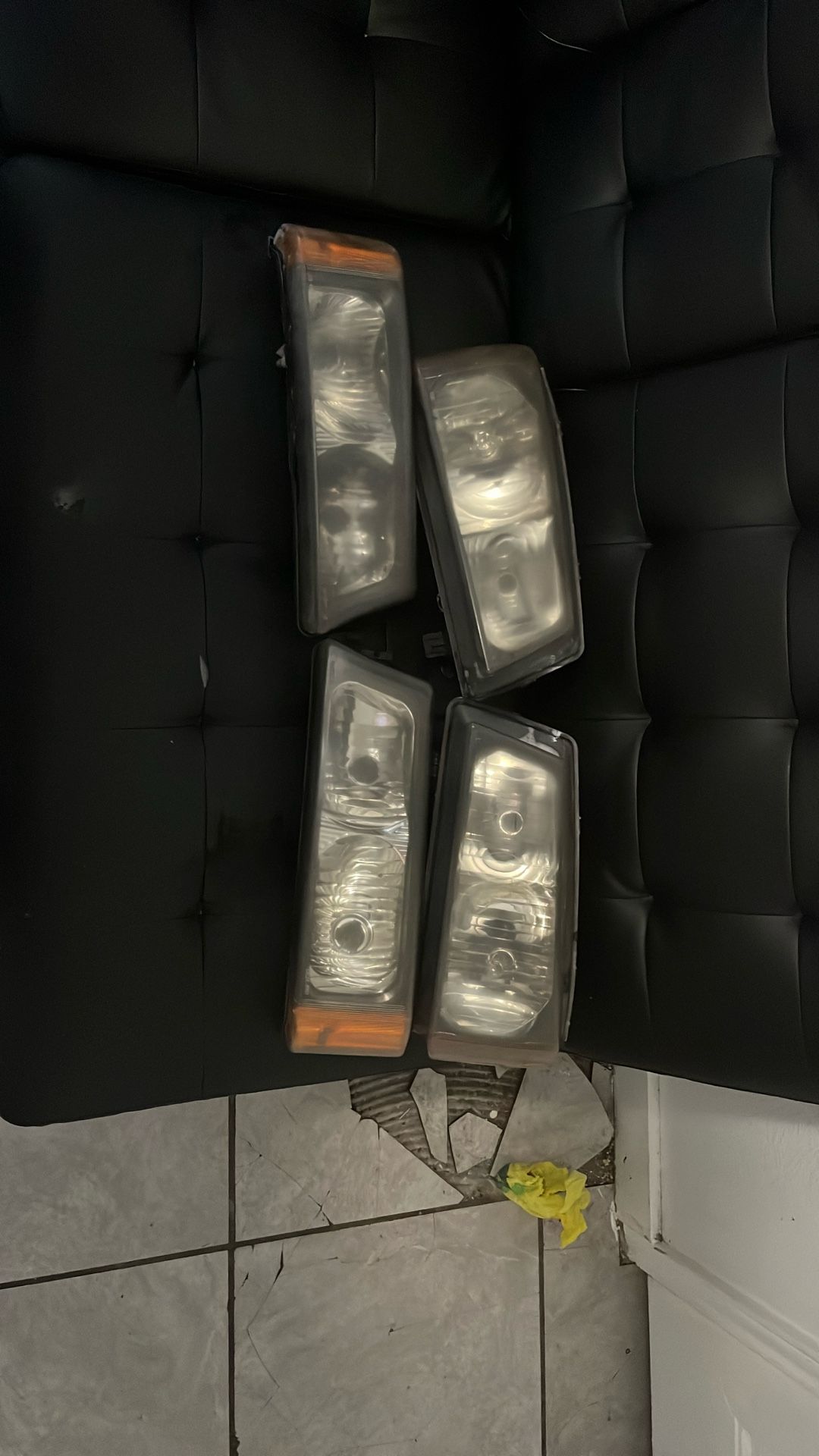 Headlights Truck 2004