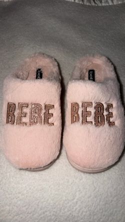 Bebe Pink Fuzzy Slippers Size 6/7 🩷