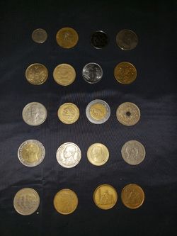 Foreign Coins from 14 Countries England Egypt Korea India Italy Denmark Poland Mexico Brazil Ecuador Canada Euro Philippines