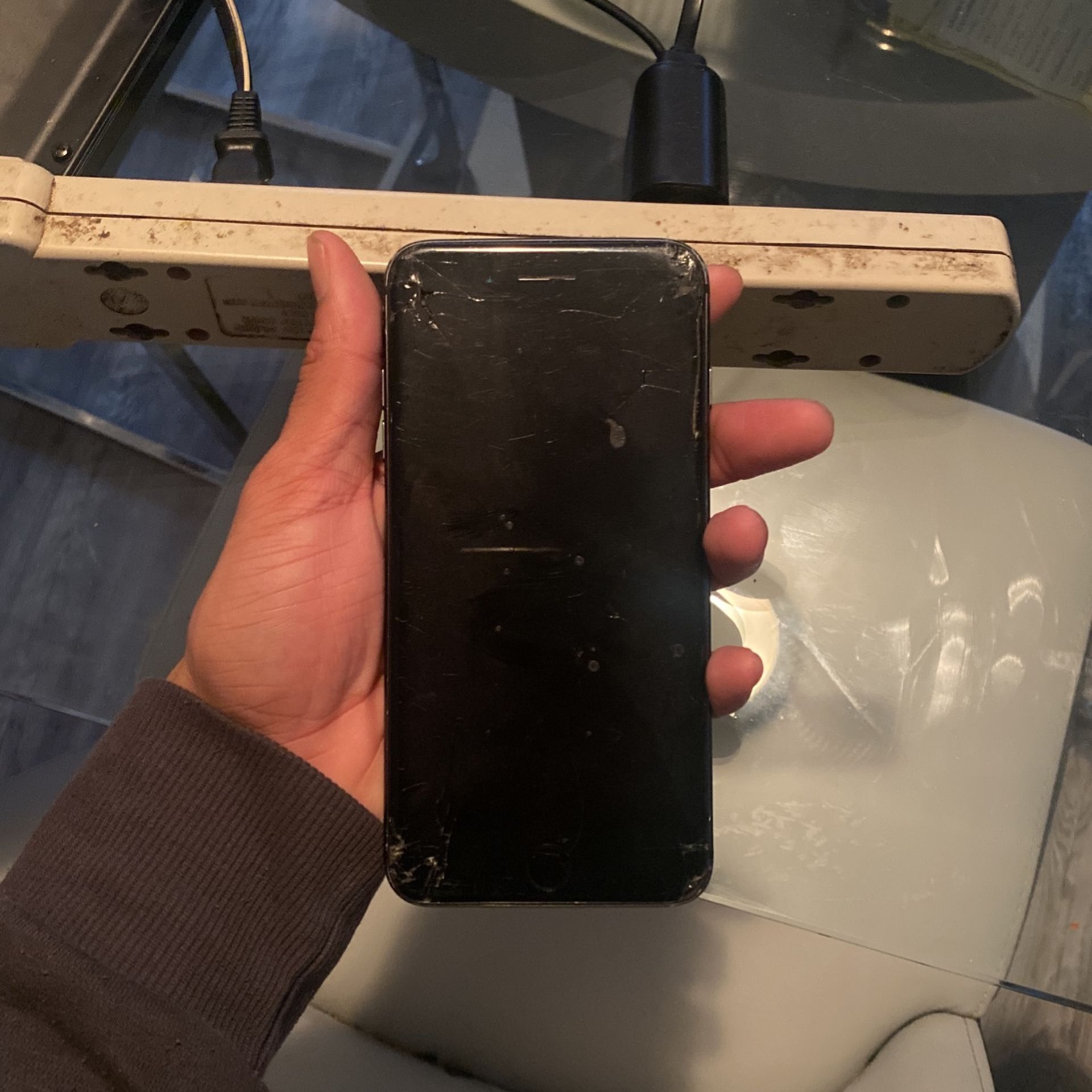 iPhone 8+