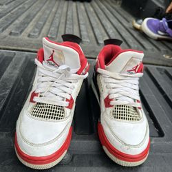 Jordan 4’s