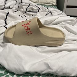 Yeezy Slide