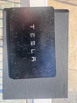 Tesla key card