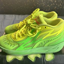 Puma Lamelo Ball Slime Size 7.5