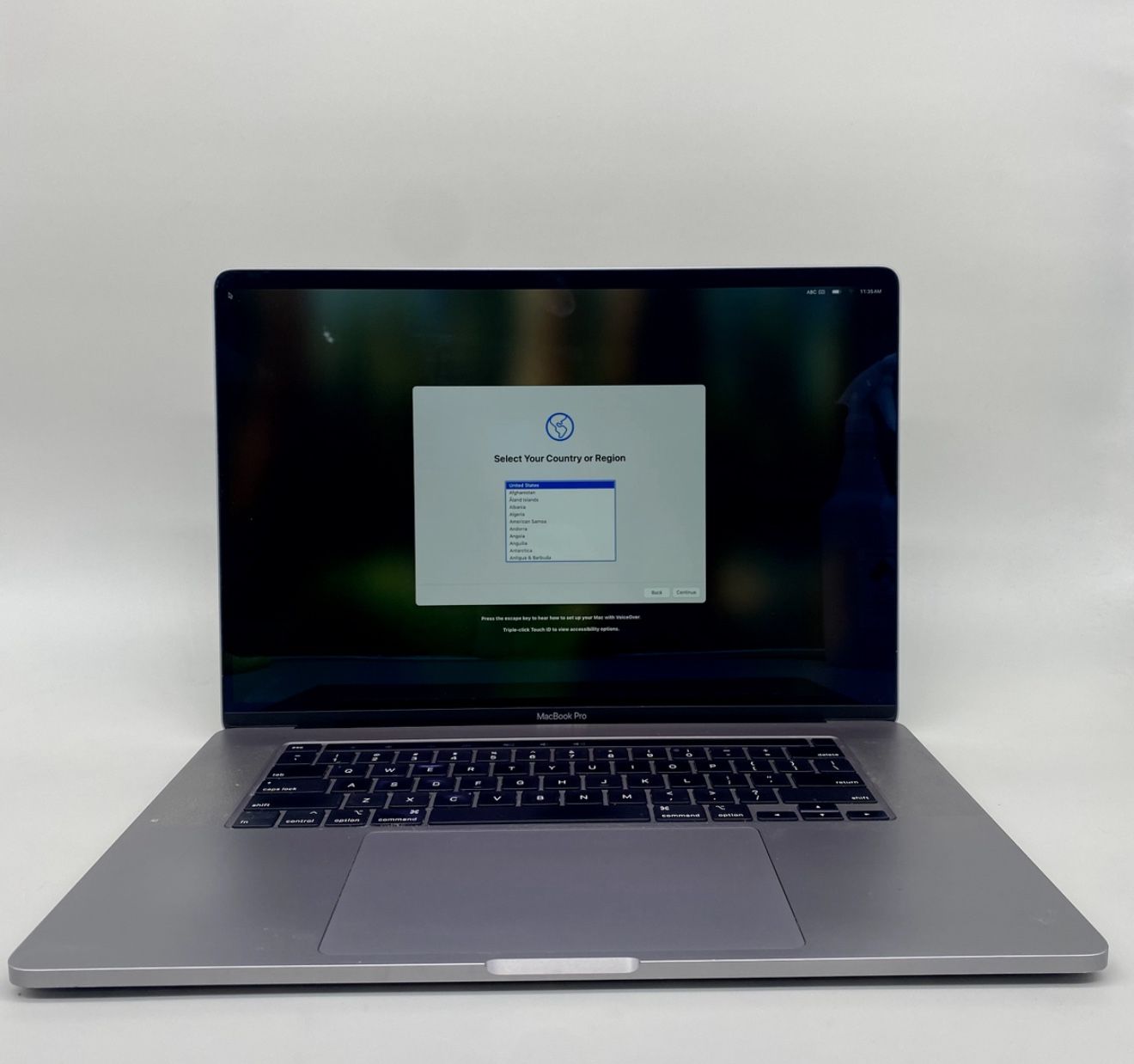MacBook Pro 16” Model 1tb i9 16gb Ram