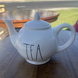 Rae Dunn "TEA" teapot