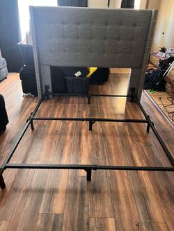 Qeen headboard