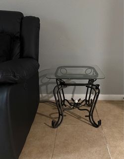 Glass end table / small glass table