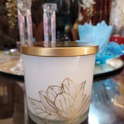 New 20oz 2 Wick Luxury Vanilla Chai Candle