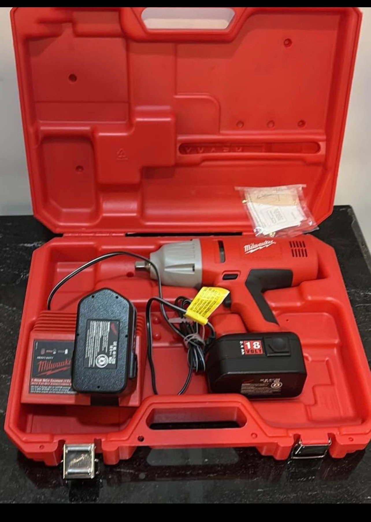 Milwaukee 18-Volt Lithium-Ion Brushless 1/2 in. High Torque Impact Wrench