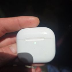 Air pod pros barely used