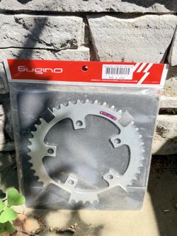 Sugino Chain Ring (44t x 110mm 5-bolt Mountain M)