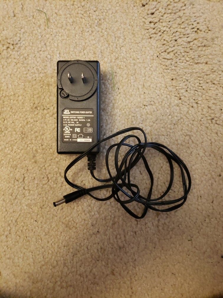 GME GFP(contact info removed)BX-1 AC Adapter- Laptop 19V 2A, 6.5/4.0mm WP, US 2P Plug