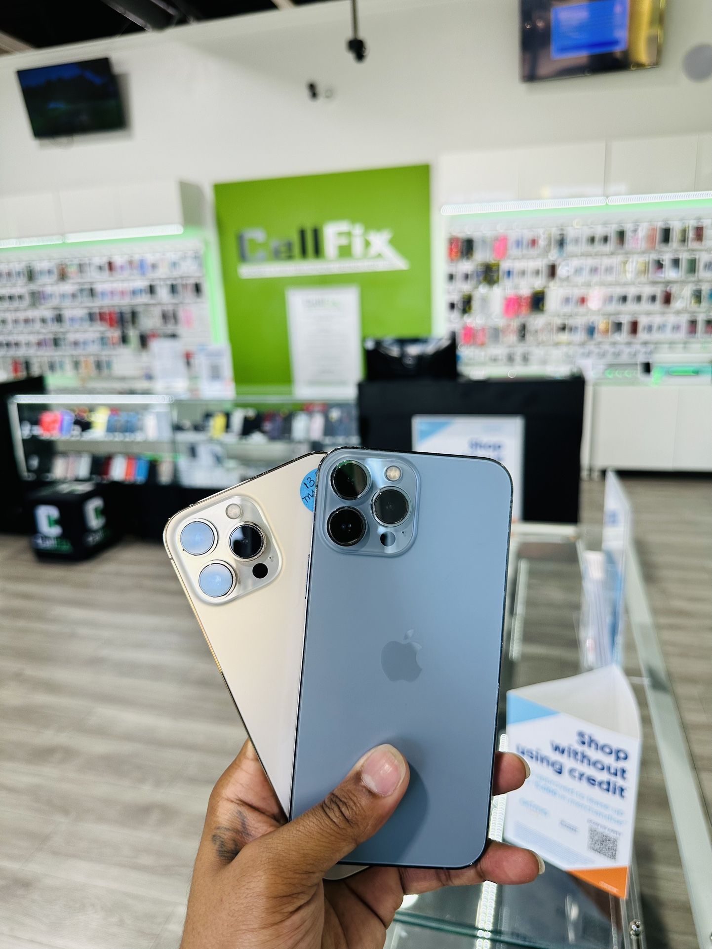 UNLOCKED iPhone 13 Pro Max $60