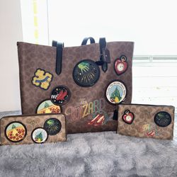 Limited Edition Wizard Of Oz Coach Tote Wallet And Wristlet 
