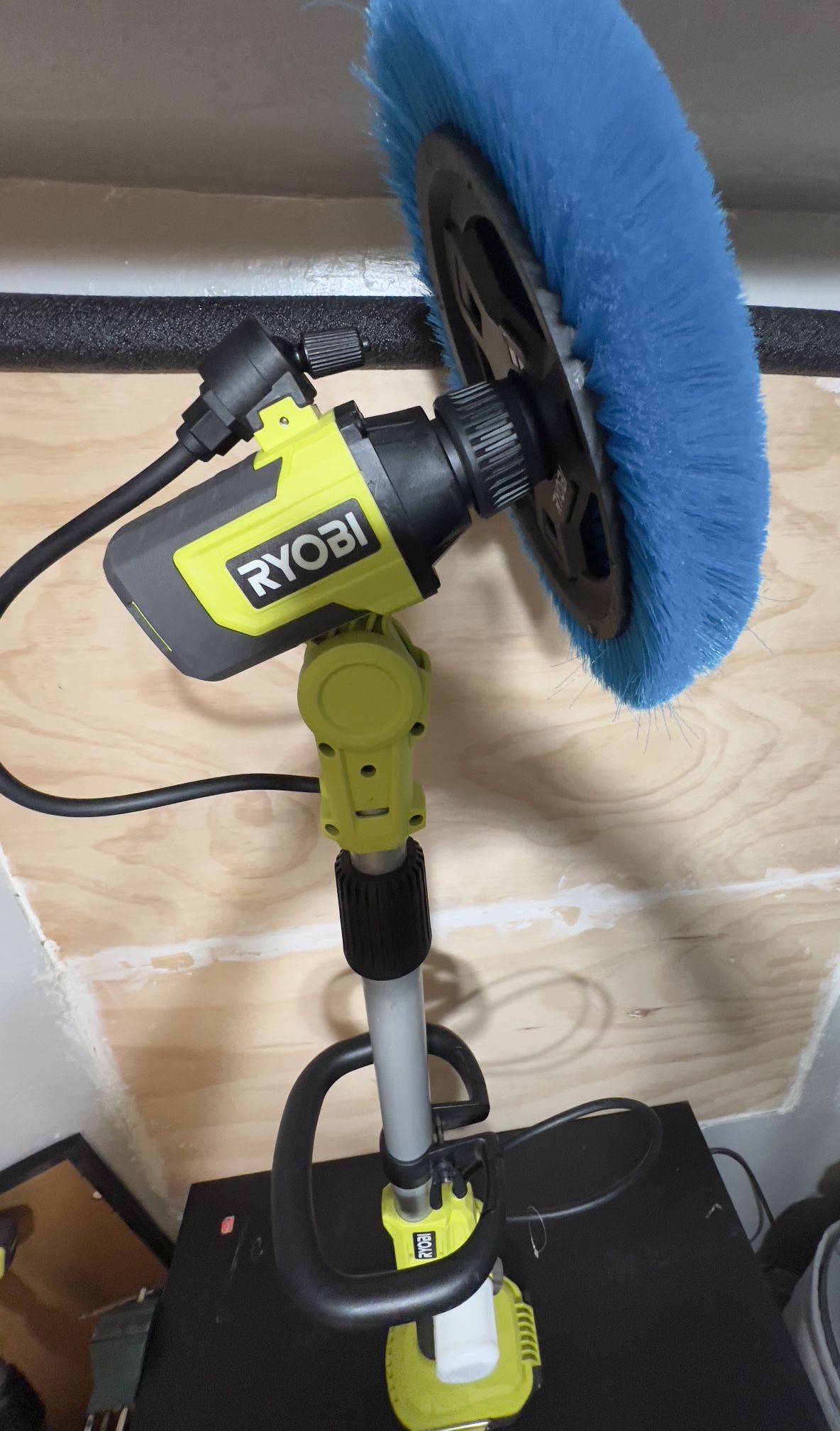 Ryobi  Brush Scrubber 18v