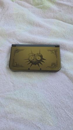 Nintendo 3DS XL With Pokémon Game  And Charger Exelent Condition Working Perfect 