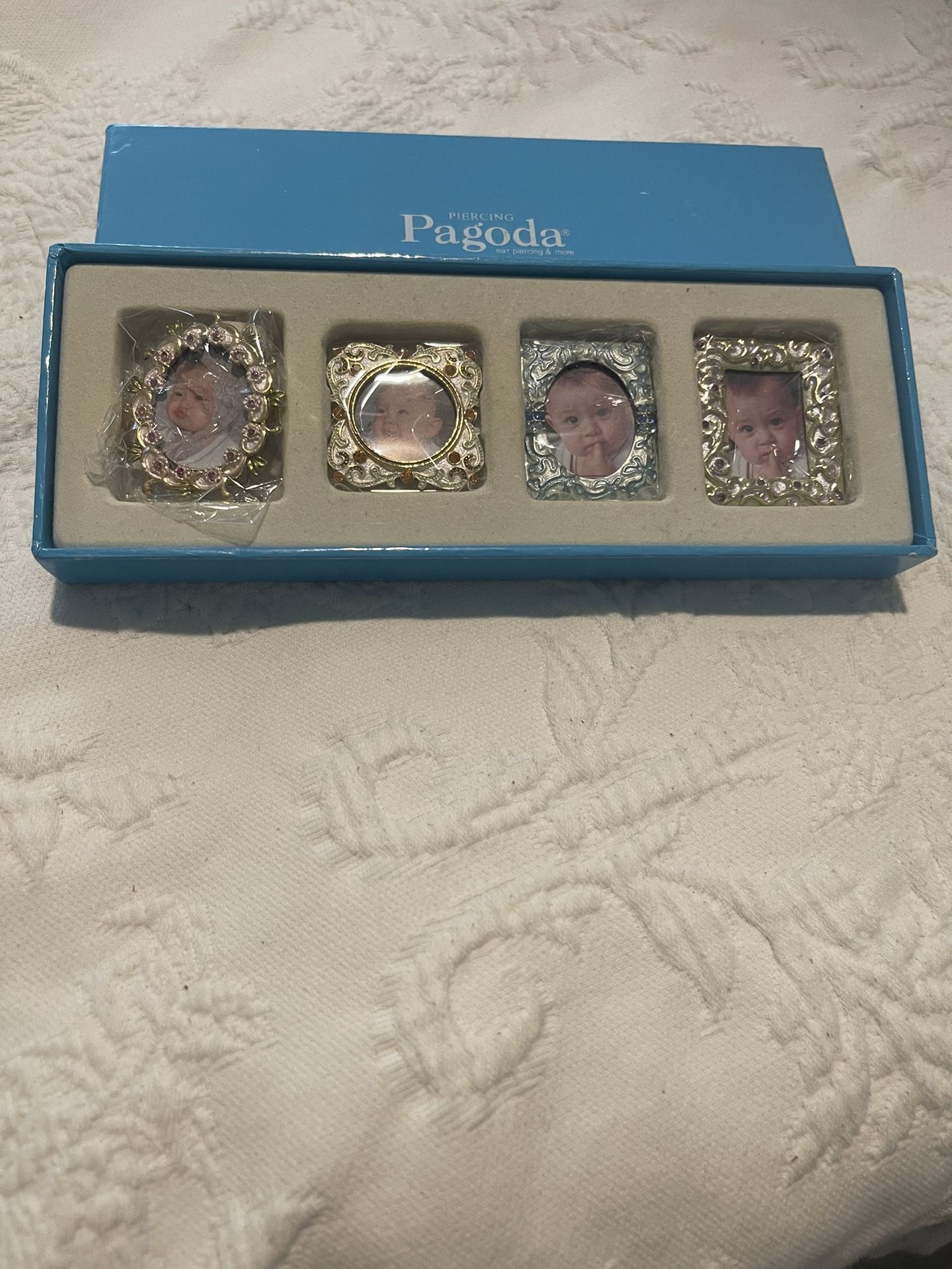 Piercing Pagoda 4 Miniature Metal Picture Frames