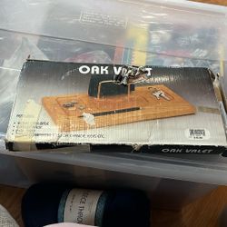 Oak Valet