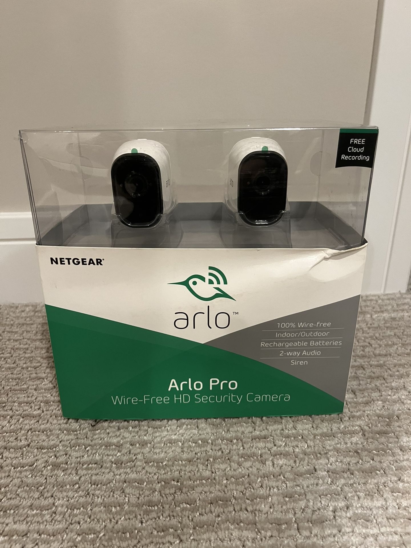 BRAND NEW ARLO SECURITY CAMERA SET