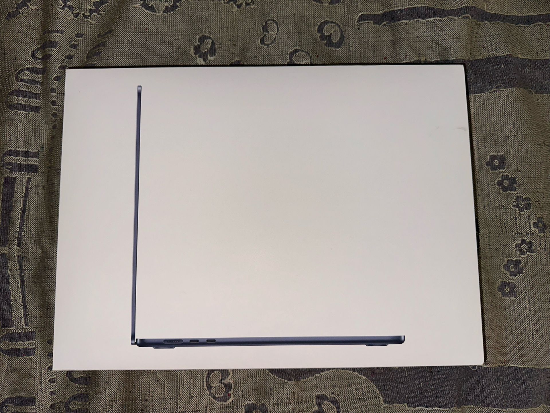 Latest MacBook Air 15” Midnight Black M4 16GB 512GB Apple Receipt I Can Come To you Deliver