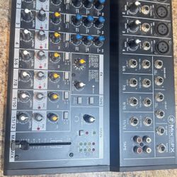 Mackie FX 12 mixer 