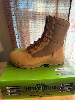 Men’s boot size 11