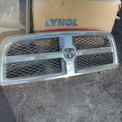 Dodge Ram Grille