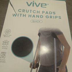 Vive high-quality, comfortable, and breathable crutch pads and hand grips.
