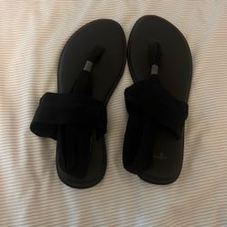 Sanuk Women’s Black Yoga Sling Sandals, Size 11